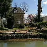 Pavillon C.r Bed & Breakfast 3*